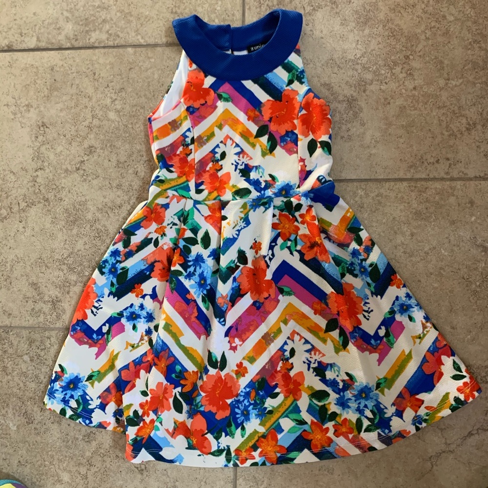 Zunie girls floral dress